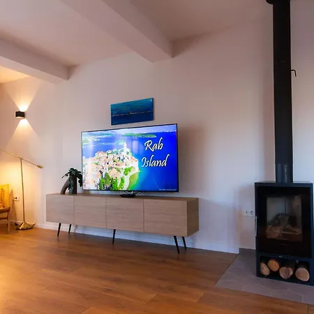 Blue Arb Rab * ראב