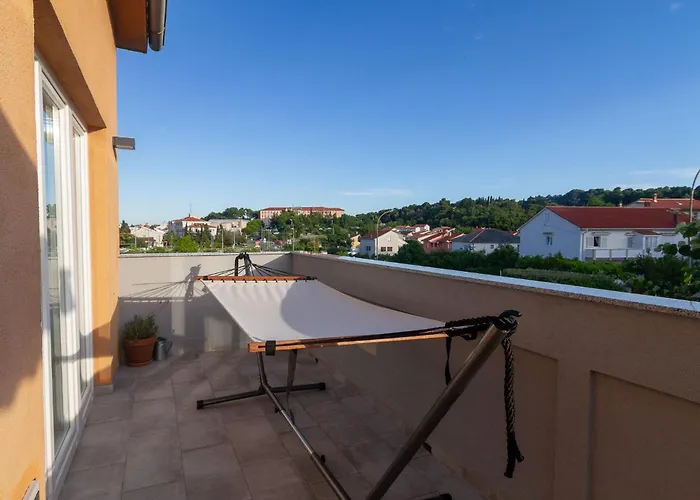 Blue Arb Rab Apartman